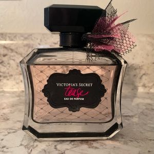 Victoria Secret tease